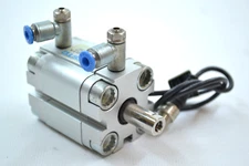 Festo ADVU-25-15-P-A (156524) Compact Cylinder + Proximity Sensor