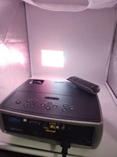 INFOCUS W260DLP Projector 248 LAMP HOURS W/ Remote, Power Cord And Speakers 