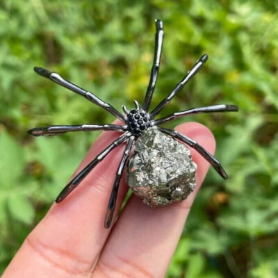 Pyrite Crystal Spider Carving Healing Crystal Halloween Garden Home Decor New