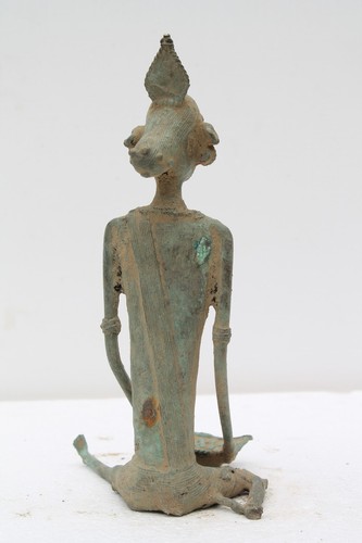 Statuetta seduta donna bastar popolare tribale vecchio ottone statua ricca patina NH1497 - Foto 6 di 12