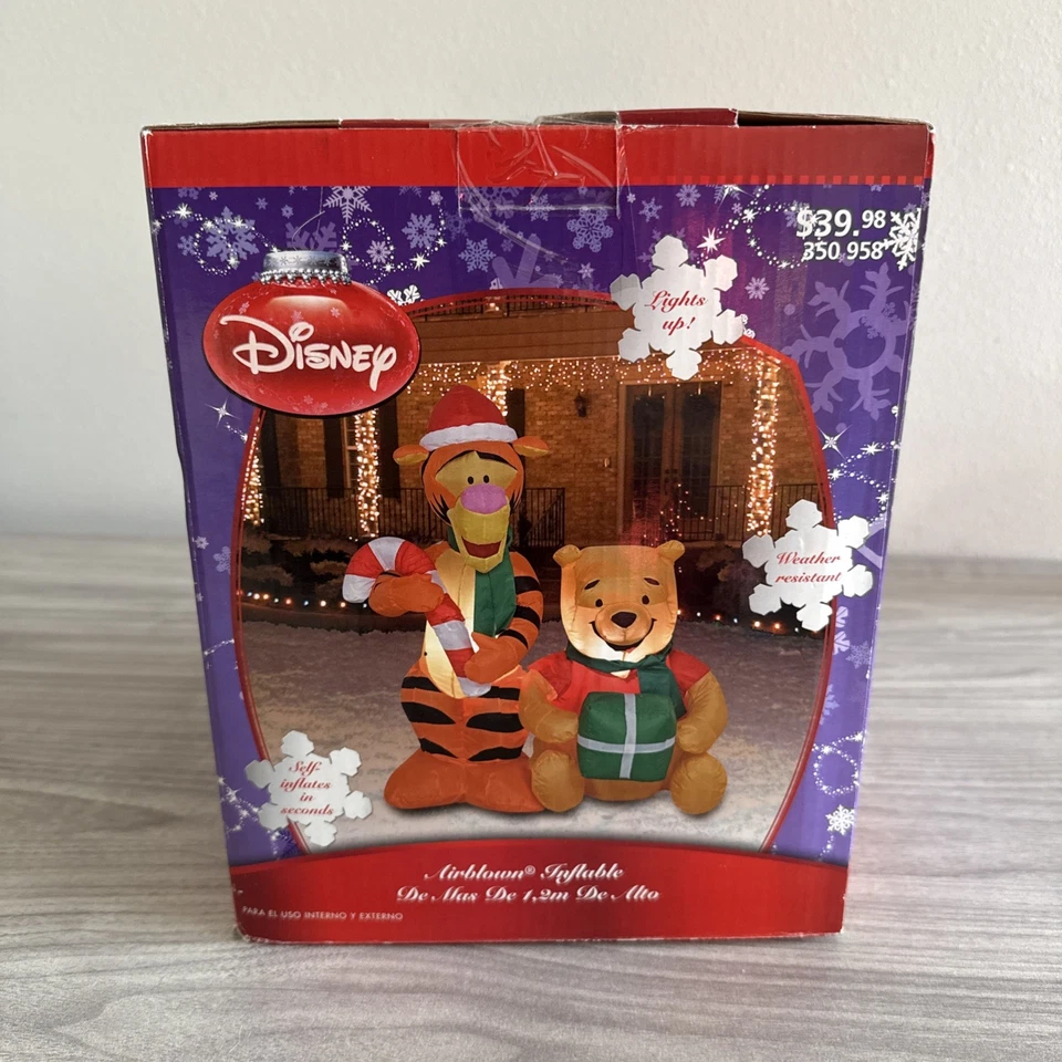Gemmy 2009 Disney Winnie the Pooh and Tigger 4 pés Natal inflável airblown - Imagem 2 de 4