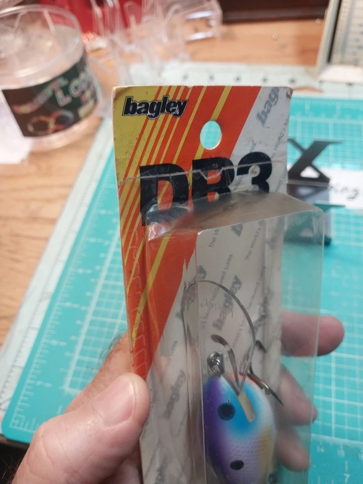 Huevo de Pascua Bagley Crankbait Db3 de colección 84G hay cinta en el extremo de la caja Foto 2 de 4
