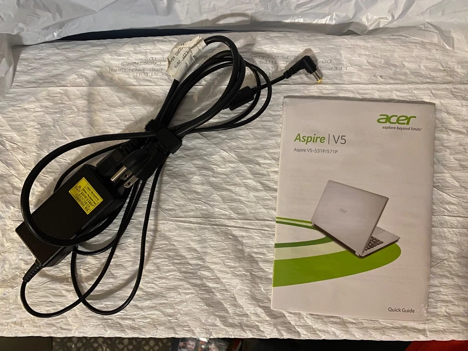 Acer Aspire V5-571P-6604 Laptop Intel I5 3rd Gen 6GB Ram (Everything works) - Image 4 of 4