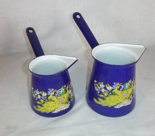 Juego de 2 calentadores de salsa esmaltados azules de colección cucharones café turco con pavos reales Rumania - Imagen 7 de 11