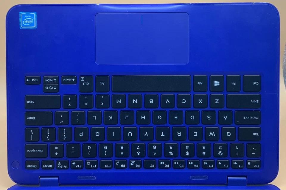 11.6" Dell Inspiron P24T 4GB RAM 32GB EMMC HDD Windows 10 Home Locked Parts Only - Image 4 of 4