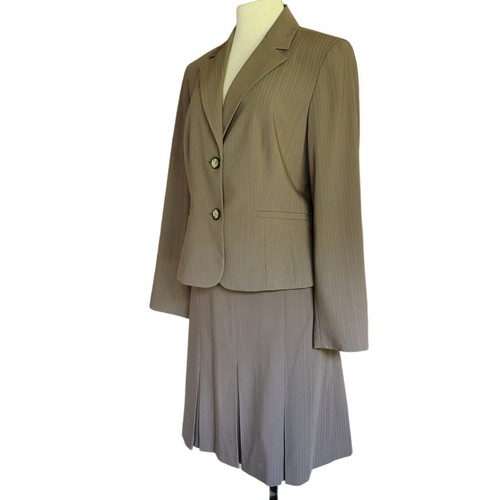 Jones Wear Career 2pc Skirt Suit Blazer Jacket Women Size 8 & 10 Brown Pinstripe - Picture 10 of 24