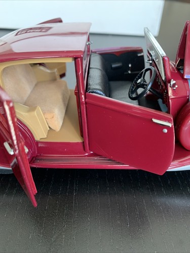Danbury Mint 1938 Rolls Royce Phantom III W/original Box - Picture 10 of 11