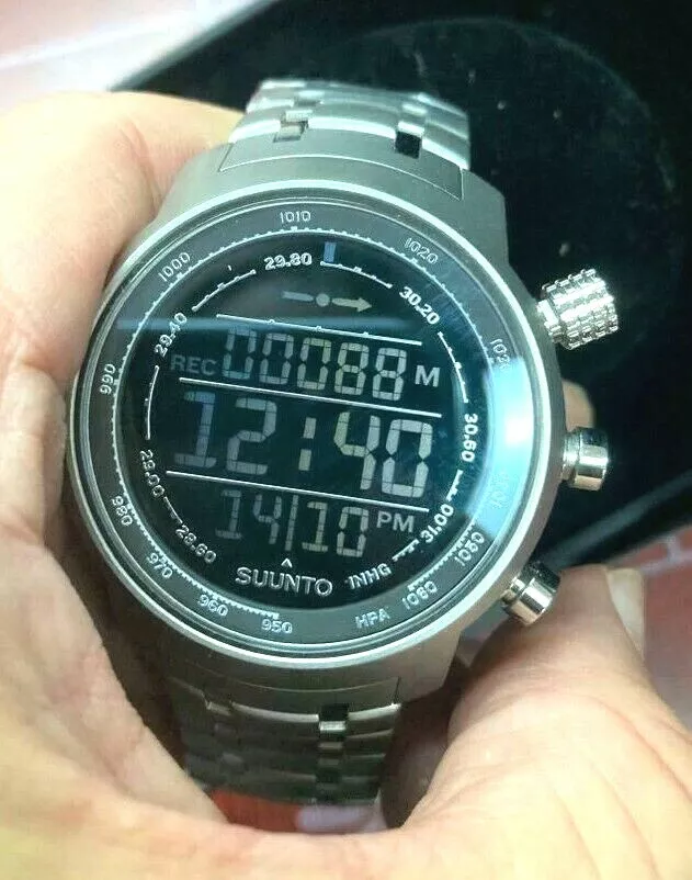 Suunto Elementum Terra Negative Steel Men s Watch SS014521000