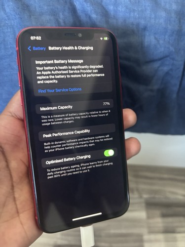 APPLE iPhone 11 128GB , Unlocked Red - Picture 4 of 6