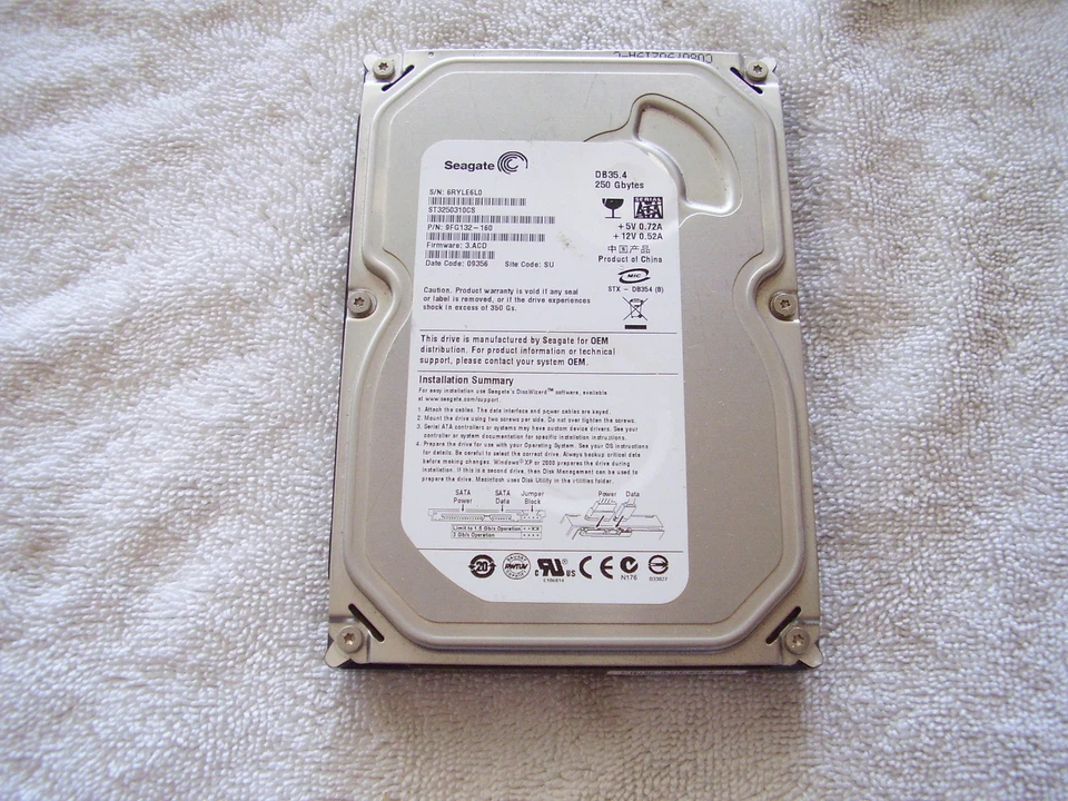 ST9300653SS Seagate 250GB 15K SAS SERVER HDD Hard Drive - Image 4 of 4
