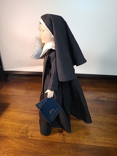 15" Porzellan Biskuit Nonne Puppe "Rosmarin" Stoffkörper Kreuz Halskette Original Etikett - Bild 5 von 15
