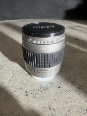 Nikon AF Nikkor 28-80mm f/3.3-5.6G (7402)