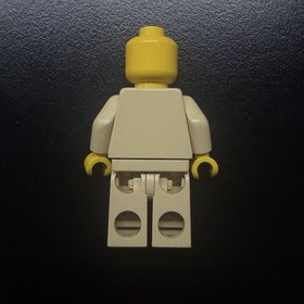 LEGO Star Wars Minifigure Qui Gon Jinn With Hood And Hair + Lightsaber 7665