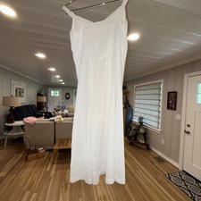 Vintage Kayser White Full Slip Sz. 32 T