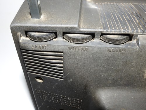 alter Vintage Hitachi twa-63 TV Ferseher, tragbar, Made in Japan ca. 1968 - Bild 10 von 20