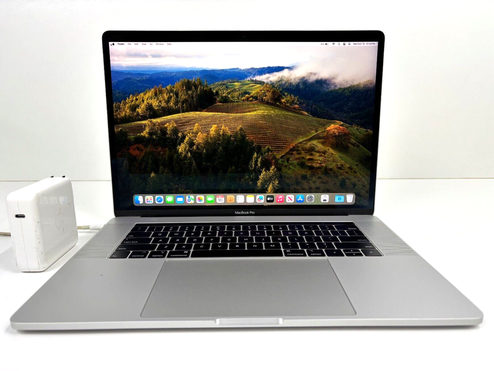 Apple MacBook Pro 15 with Touch Bar i7 2.2GHz 16GB 256GB SSD Sonoma Grade B
