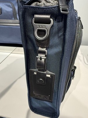 NEW Tumi ALPHA 16.0” Slim Deluxe Portfolio Laptop Brief Briefcase