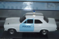 Vanguards Corgi Ford Escort MK1 Suffolk Police VA09502 1:43 Scale