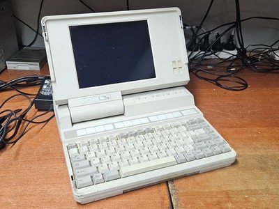 Epson L3s VINTAGE LAPTOP, FOR PARTS OR REPAIR, LF019