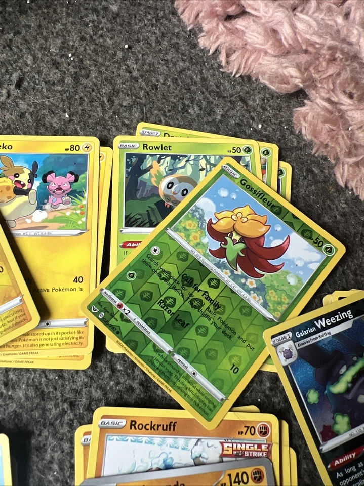 Pokémon Cards large bundle with rares and holos - Image 4 of 4