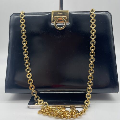Salvatore Ferragamo Chain Shoulder bag Gancini gold hardware Black leather  Auth - 第 1/24 張圖片