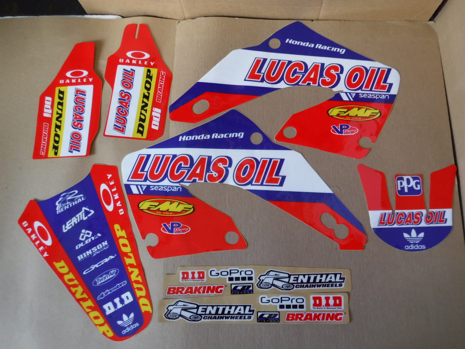  LUCAS OIL TEAM GRAPHICS  HONDA CR125 CR125R CR250 CR250R  2000 2001 PTS SERIES