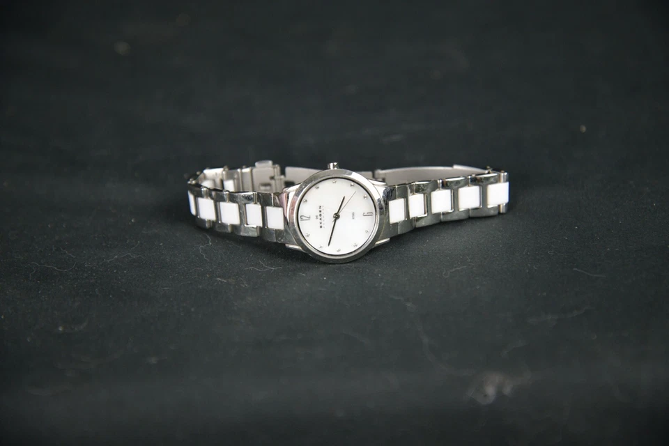 Reloj pulsera Skagen Steel® para mujer, 878SSXW, MOP esfera blanca funciona Foto 2 de 4