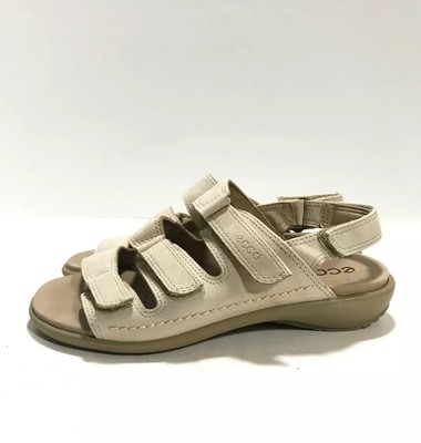 ecco 3 strap sandal