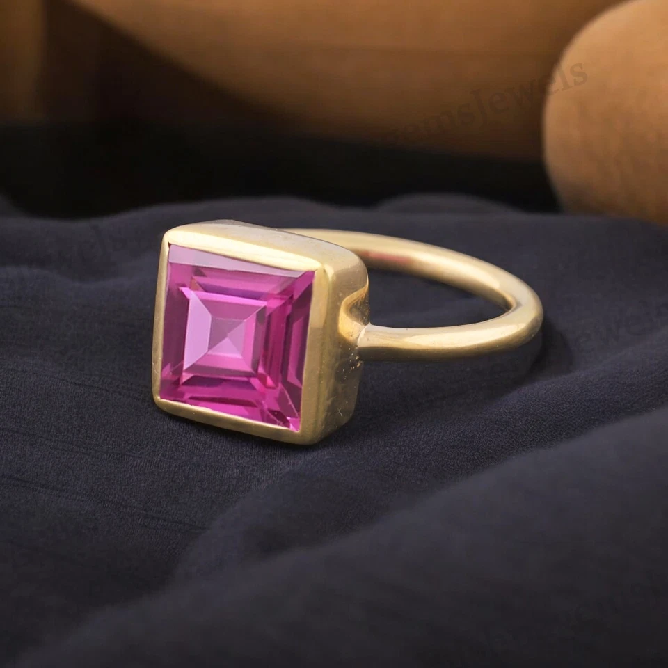 925 Sterling Silver 10x10 mm Square Shape Natural Ruby Ring Yellow Gold plated - Image 3 of 4