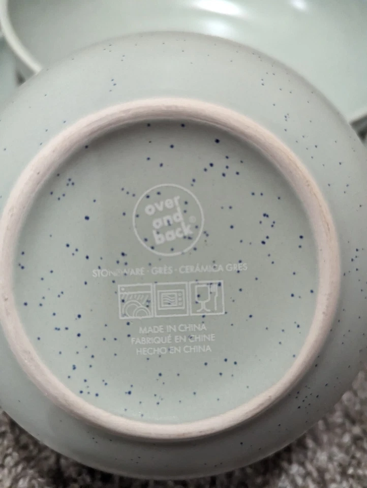 Набор столовой посуды из 16 предметов с зелеными крапинками сверху и сзади - обслуживание для 4 человек - Изображение 4 из 4