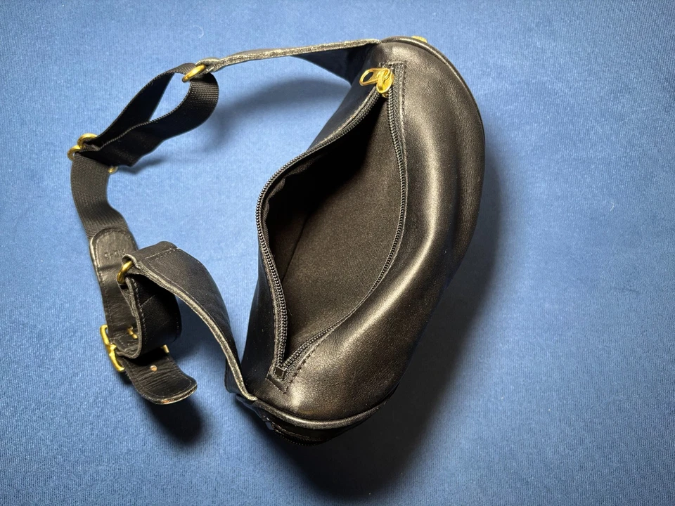 Vintage Coach Canteen Waist Pouch 0515 Black Leather Belt Bag Fanny Pack USA 90s - Image 3 of 4