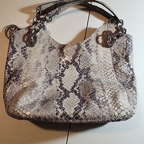 Michael Kors Tasche Handtasche Reptil Schlange Hobo grau MK Charm Logo - Bild 5 von 7