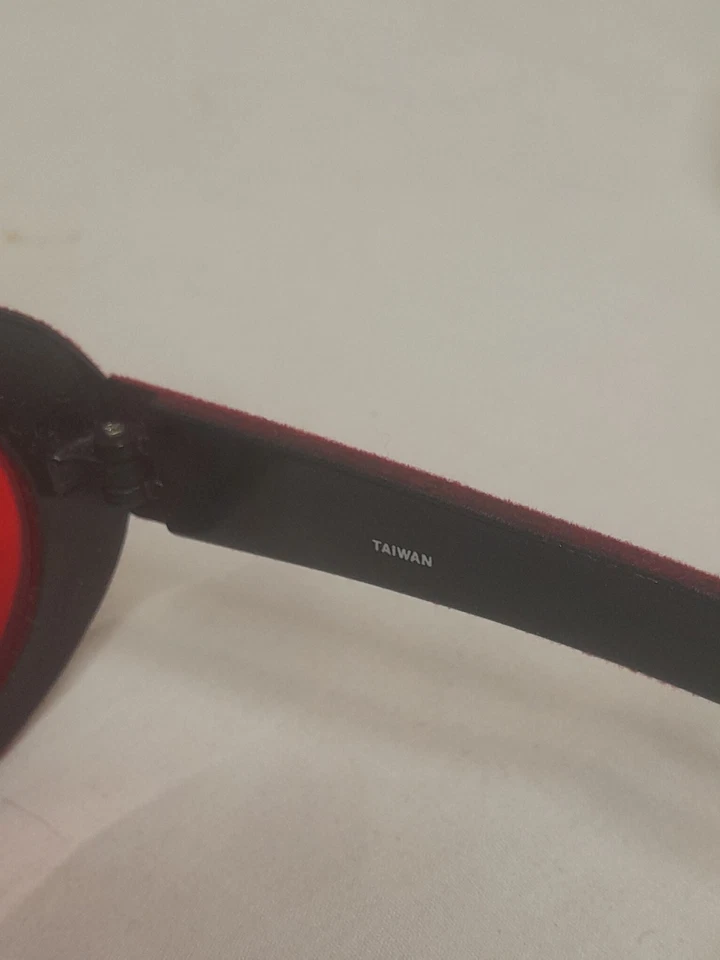 Vintage 1960s Red Velvet Round Oval Sun Glasses Mod Original Tiawan MCM Rare - Image 3 of 4