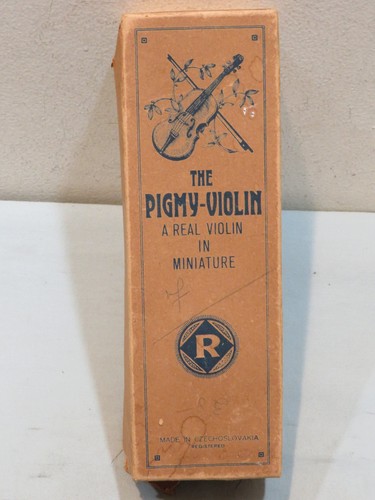Vintage Pigmy-Violin in Miniature, Made in Czechoslavakia, Orig Box (some tears)