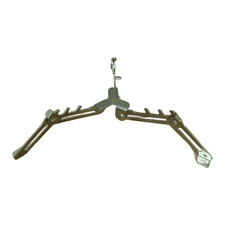 Staffa compatta pieghevole in acciaio inox per bombole gas usata in campeggio