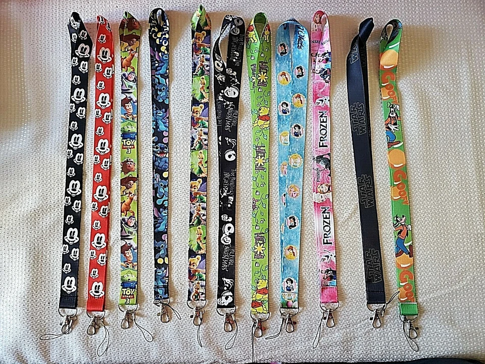 DISNEY TRADING PIN 50 LOT and FREE LANYARD OF YOUR CHOICE - Free Shipping - Image 2 of 4