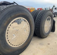 4 Mirror Stainless Steel Aero Wheel Covers for 22.5x8.25 Truck Wheels