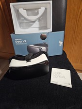 Samsung Gear VR mit Karton