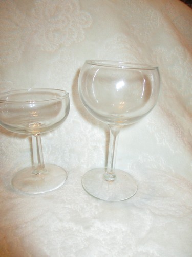 Vintage~Vasos de vino~Vaso transparente~2 tamaños~4 piezas. - Imagen 7 de 10