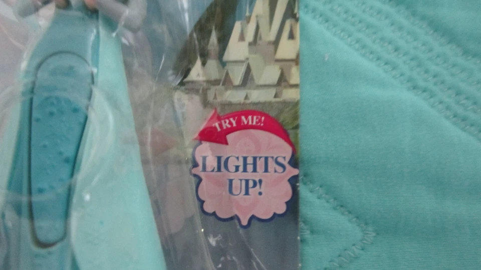 Figura Princesa Congelada Disney, ELSA Little Lights con Gancho Clip 2#3 Foto 3 de 4