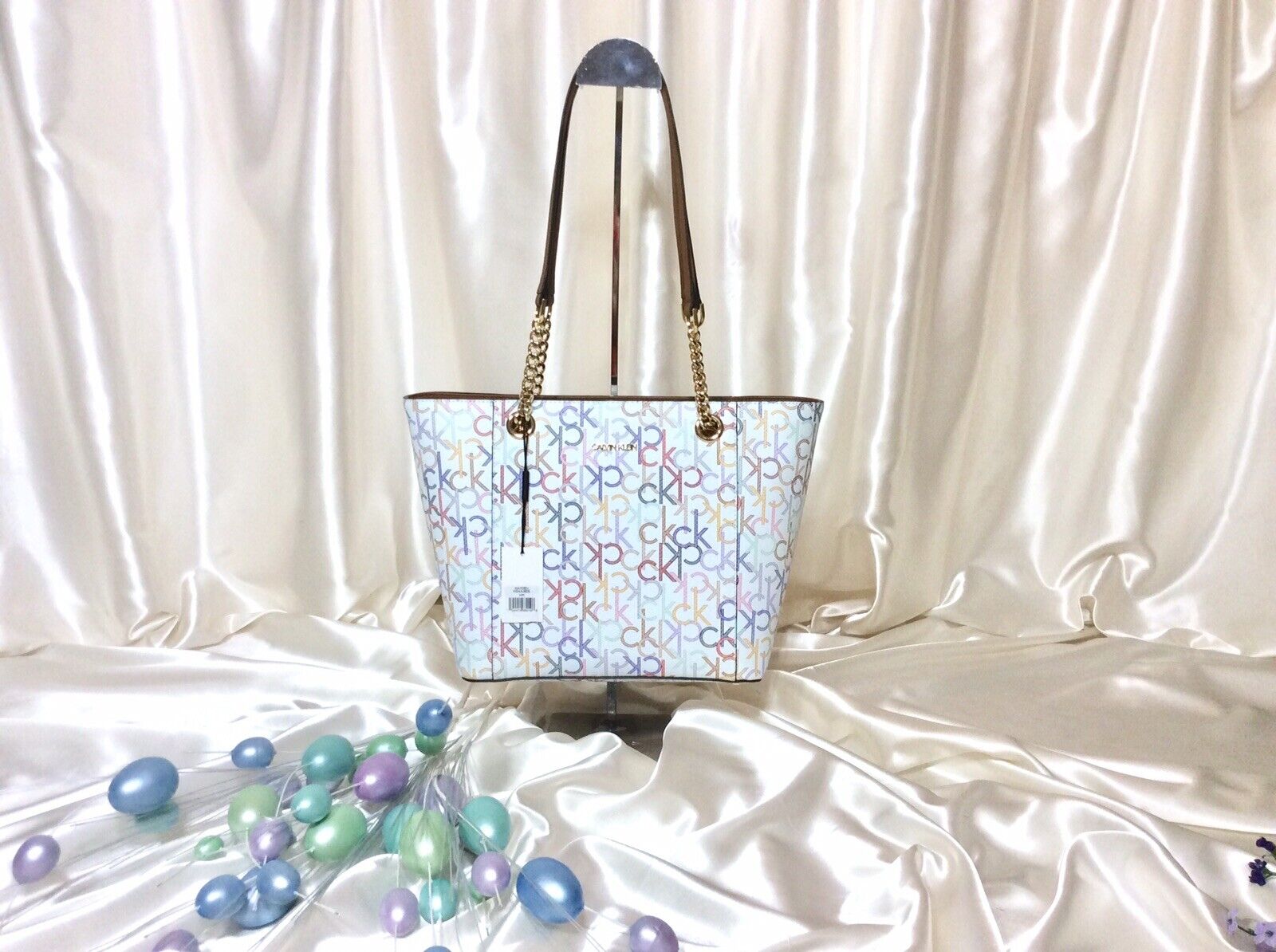 ☂️🍄Calvin Klein Hayden [Large]Signature Tote-White/Multi-NWT