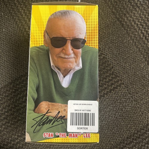 Stan Lee Royal Bobbles Holiday Edition Bobblehead Doll Figure - Picture 4 of 5