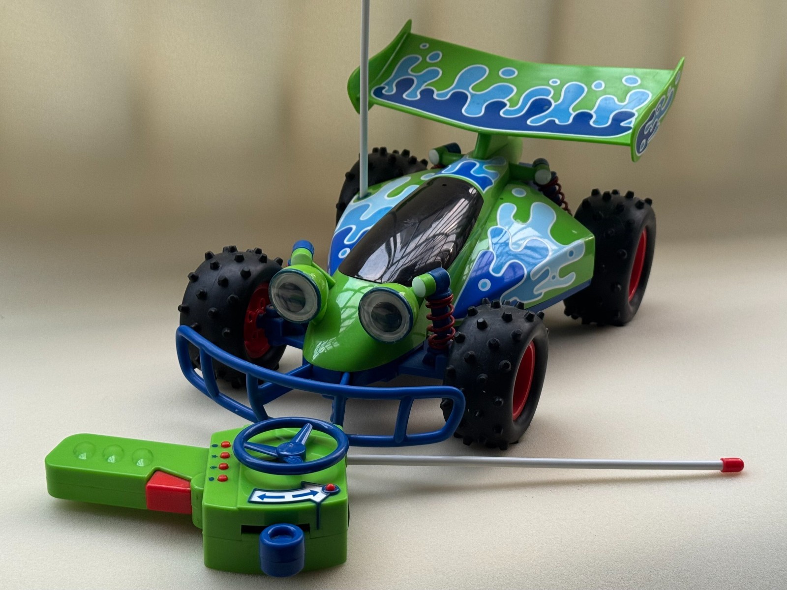 Toy Story 3 Thinkway Toys Collection RC Car There certificate