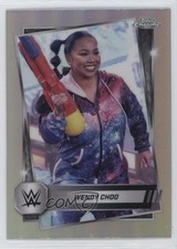 2025 Topps Chrome WWE Refractor Wendy Choo #125 0s2