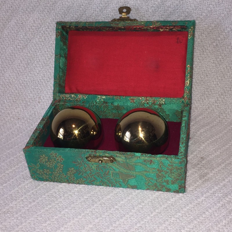 Chinese Feng Shui Health Relaxation Stress Relief Gold Baoding Balls Green Box B