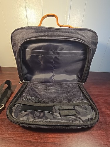 Baby Lock Sewing Carry Bag (Empty) - Picture 2 of 6
