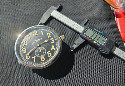 Junghans J30D 22127 WWII German Army 8-day dashboard clock with
