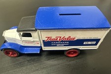 Vintage ERTL 1931 True Value Delivery Truck Bank/ Loose 2/26-5080