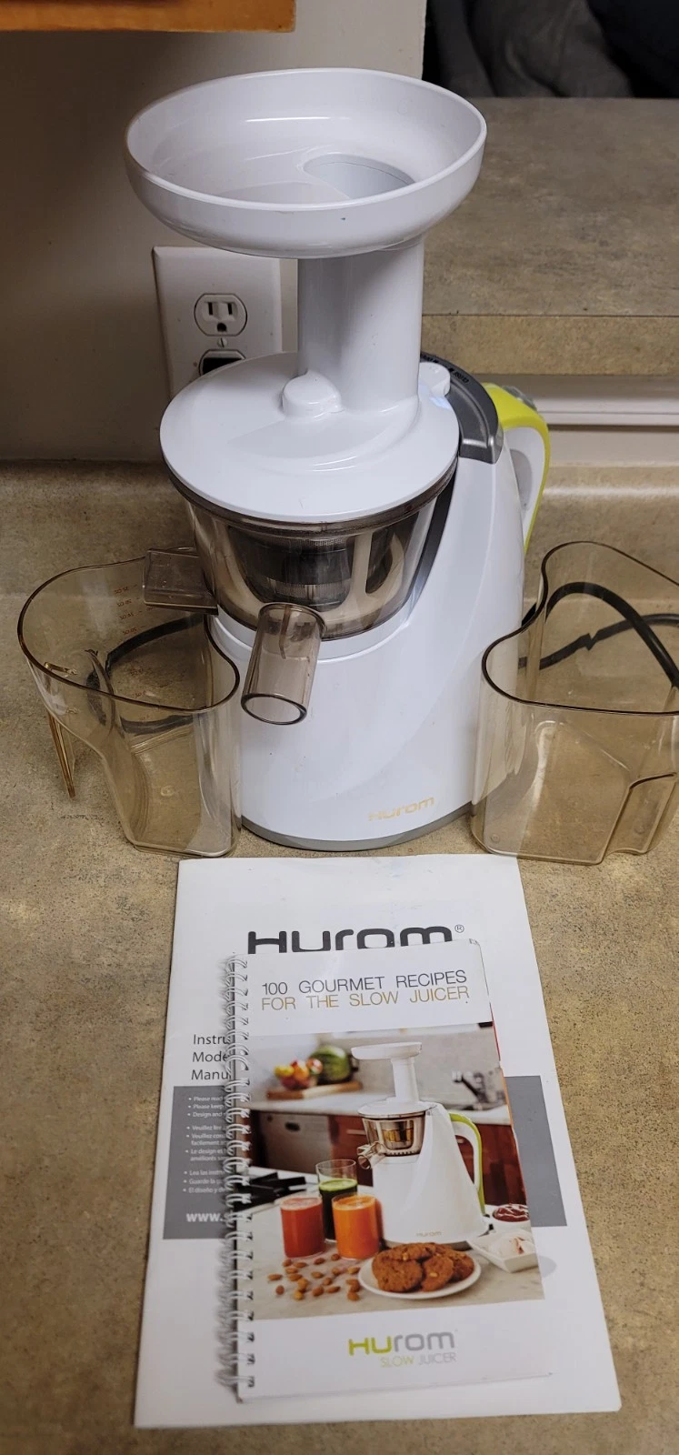 Hurom HU-100 Juice Extractor Pre-Owned in Working condition