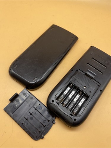 Texas Instruments TI-84 Plus graphischer Taschenrechner mit Deckel!!!! - Bild 5 von 7